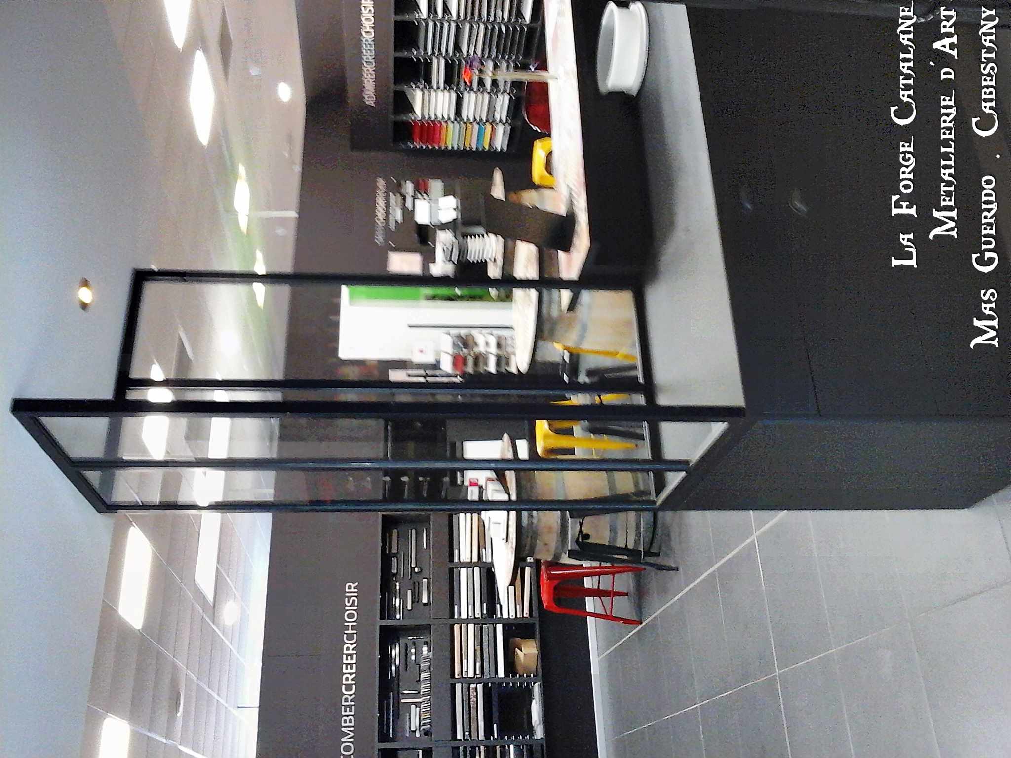 verriere type ancien atelier separation zone client commerce bar  forge catalane.jpg